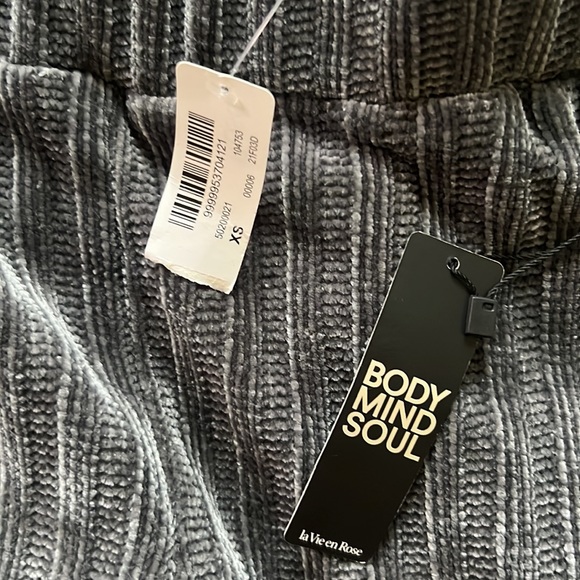 La Vie en Rose lounge wear set - Picture 6 of 6